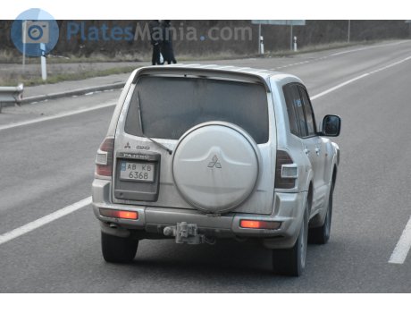 MITSUBISHI PAJERO