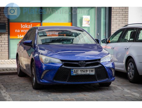 TOYOTA CAMRY