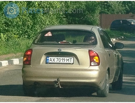 ЗАЗ TF698K