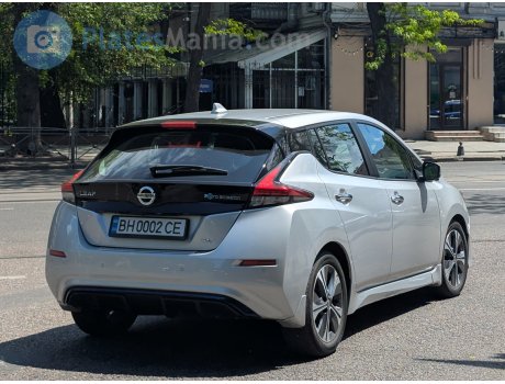 NISSAN LEAF