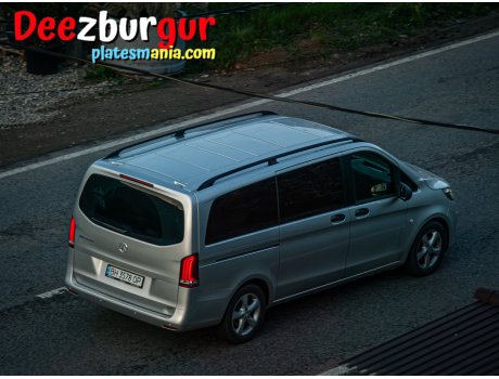 MERCEDES-BENZ METRIS