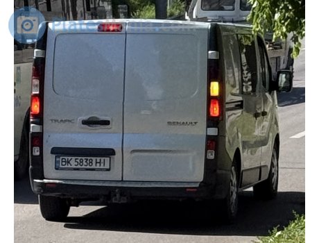 RENAULT TRAFIC
