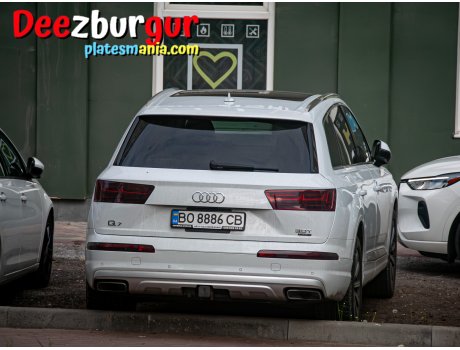 AUDI Q7