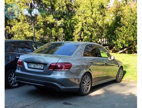 MERCEDES-BENZ E 200