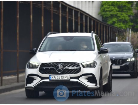 MERCEDES-BENZ GLE 300D