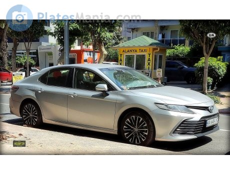 TOYOTA CAMRY